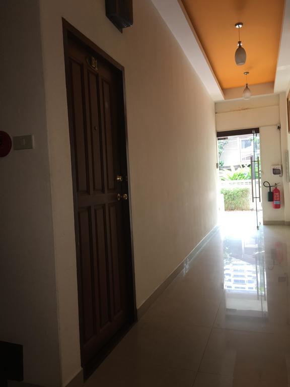 Eight Ville Bangkok Kültér fotó