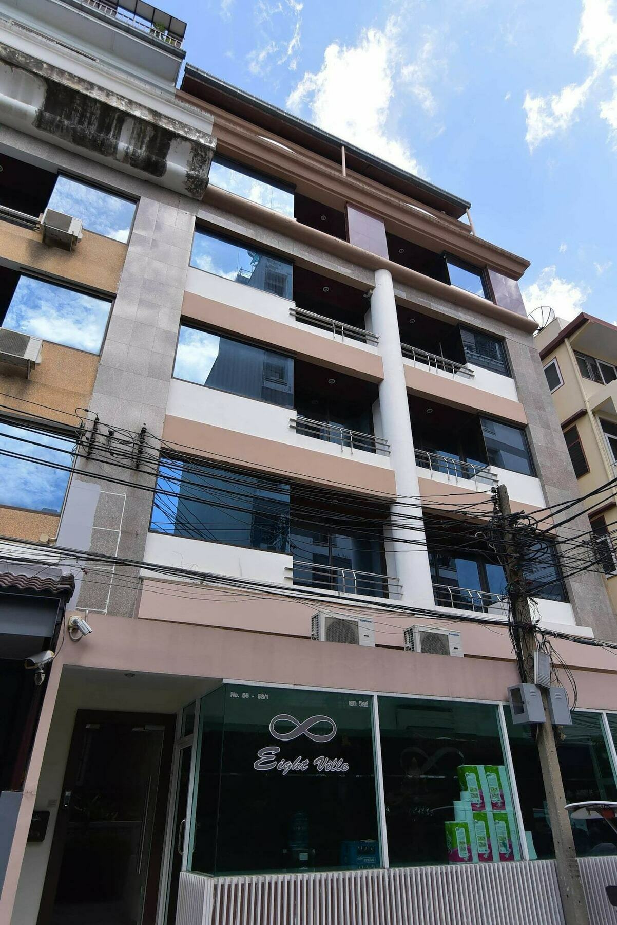 Eight Ville Bangkok Kültér fotó